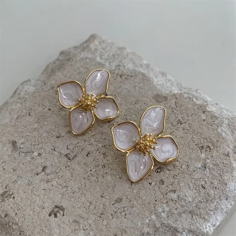 Fashion Korean Women Retro Drip Glaze Red Flower Earrings Women for Delicate Earrings Luxury Couple Engagement Jewelry Gift - image 5