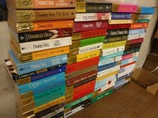 Lot of 10 Danielle Steel Romance Set Popular Series PAPERBACK UNSORTED Books MIX