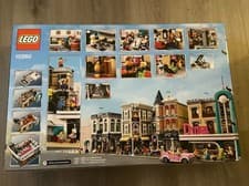 LEGO Creator Expert Downtown Diner (Set 10260)- 2,480 Pieces - image 2