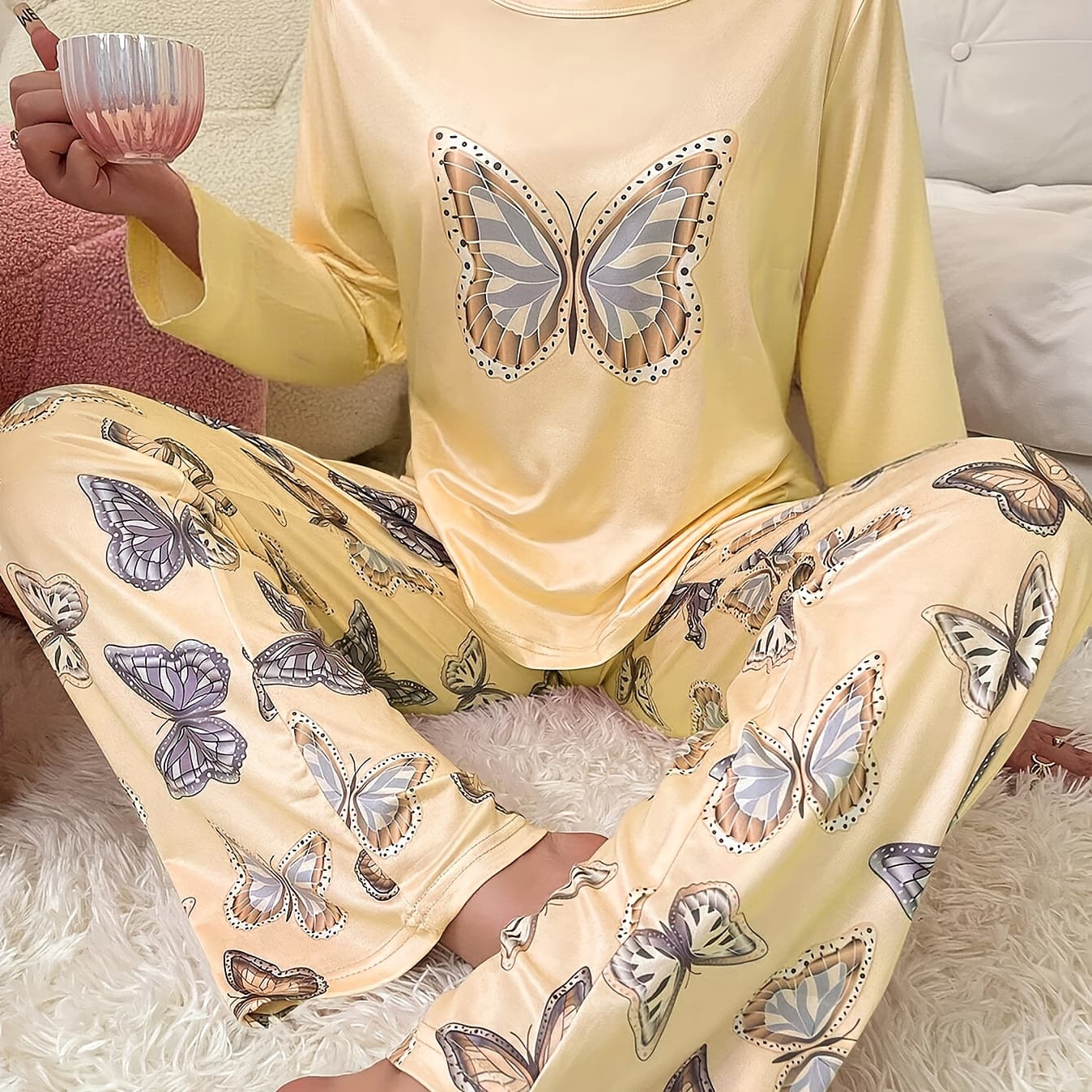 Women'S Casual Butterfly Themed Pajama Set for All Seasons, Soft Top And Loose Comfortable Pants, Perfect Sleepwear Choice